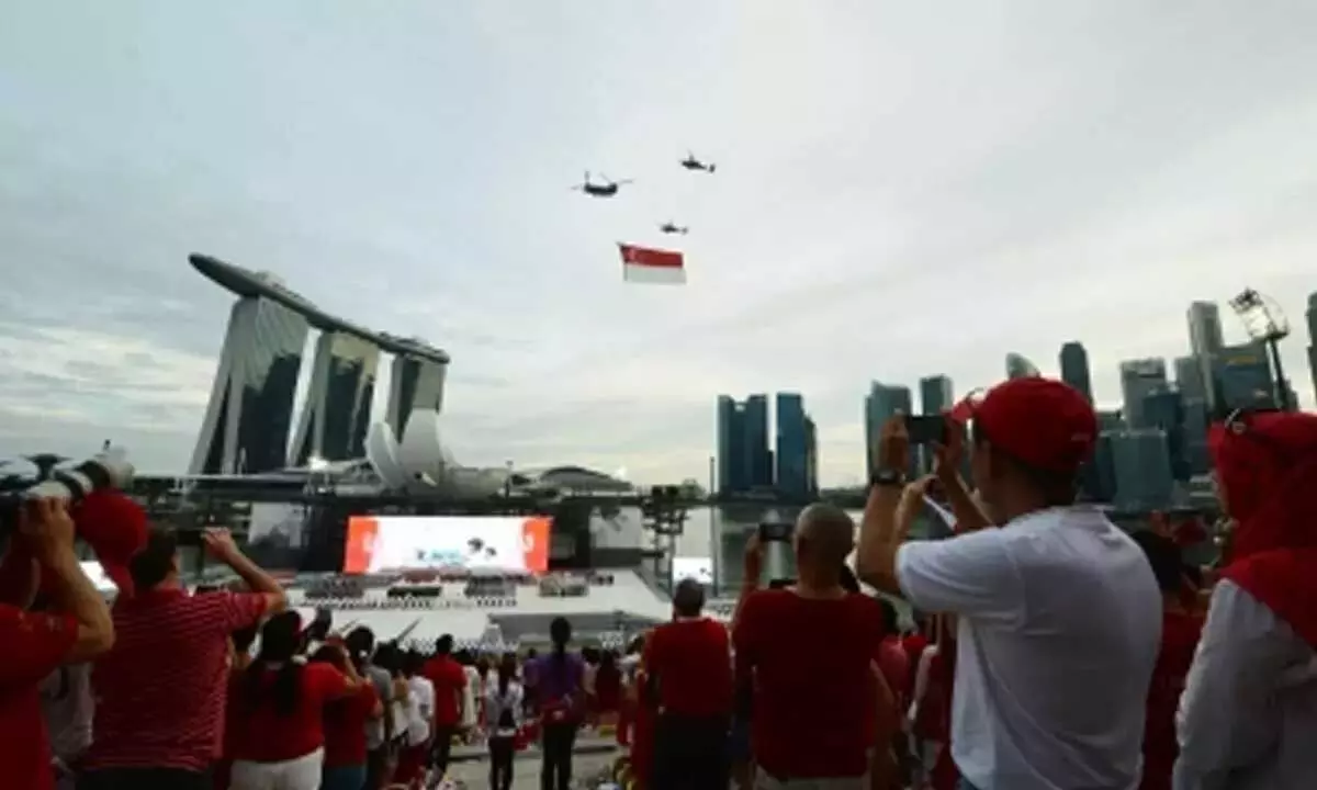 Singapore में राष्ट्रीय दिवस परेड का आयोजन