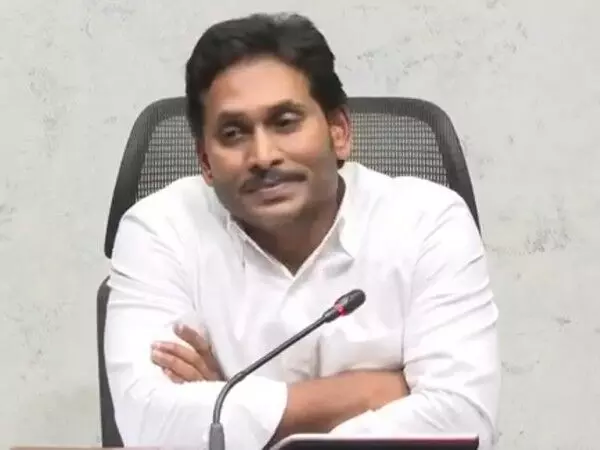 YS Jagan Reddy ने मारे गए YSRCP कार्यकर्ता के लिए न्याय की मांग की, जवाबदेही की मांग की