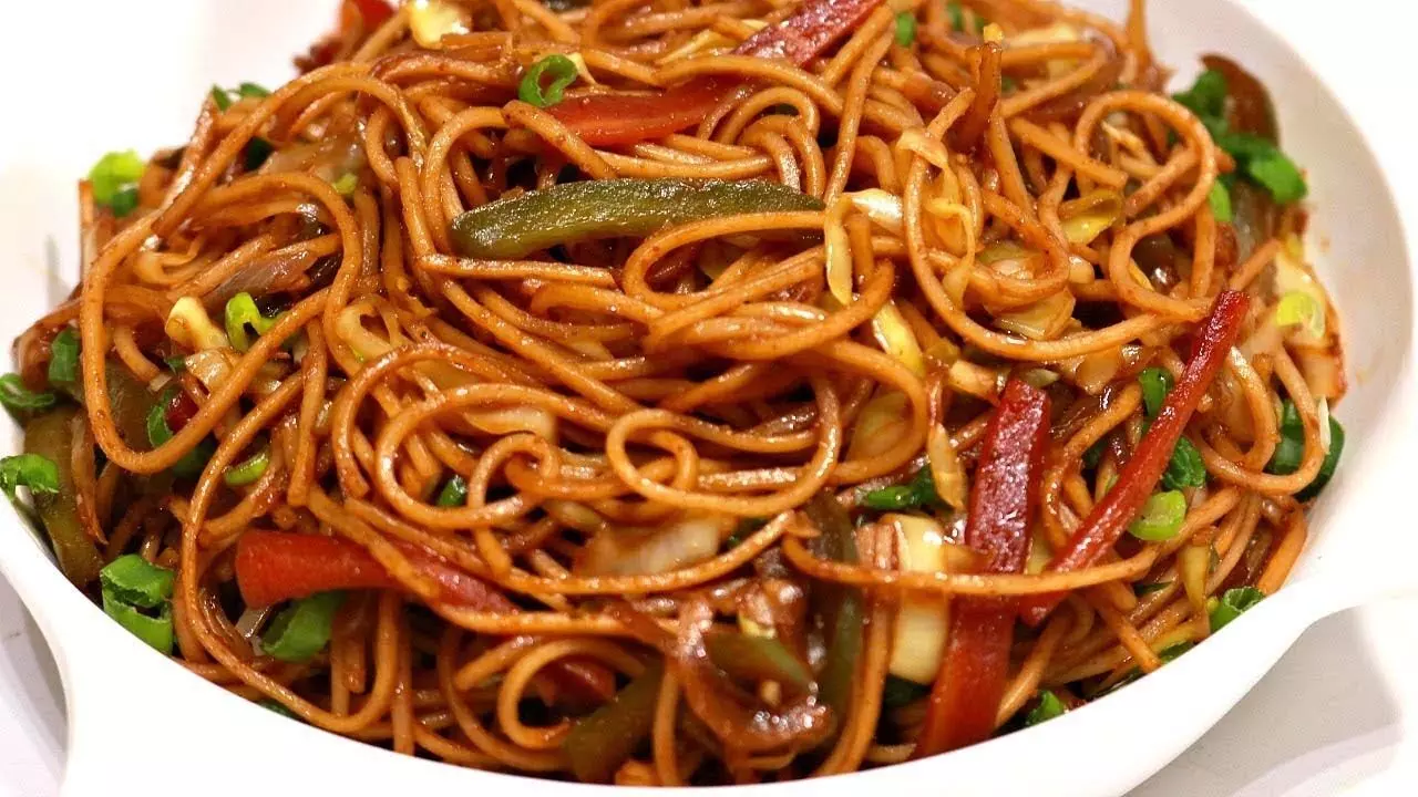 Noodles बनाने के लिए अपनाएं ये आसान किचन टिप्स