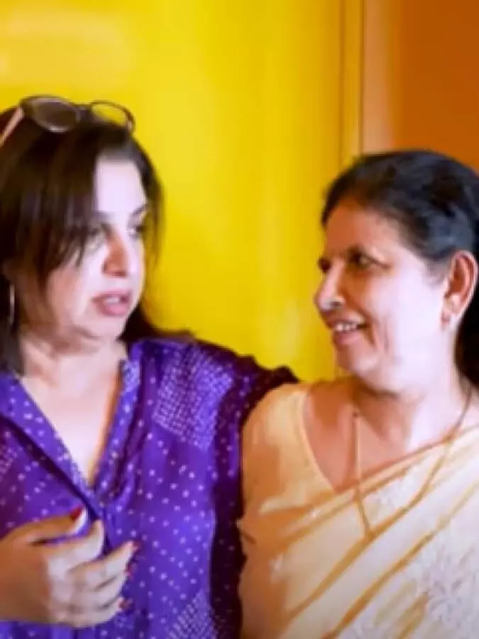 Farah Khan अपनी सास को देखकर भावुक हो गईं