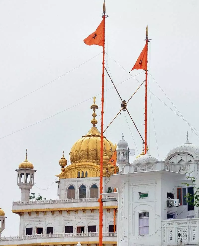 From Saffron to Spring : निशान साहिब ने नया रंग धारण किया