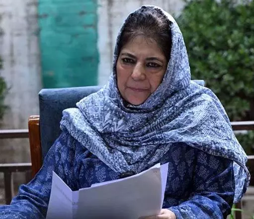 Mehbooba: नियंत्रण रेखा पार व्यापार पर कर की मांग अनुचित