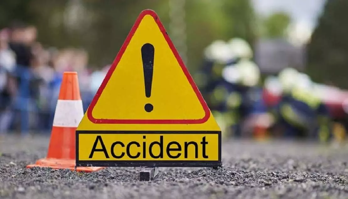 CG Accident: मोटरसायकल की ठोकर से युवक हुआ घायल