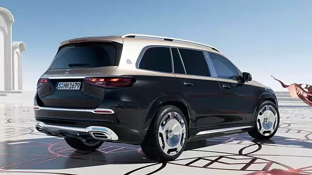 New Mercedes Maybach GLS परीक्षण के दौरान देखा