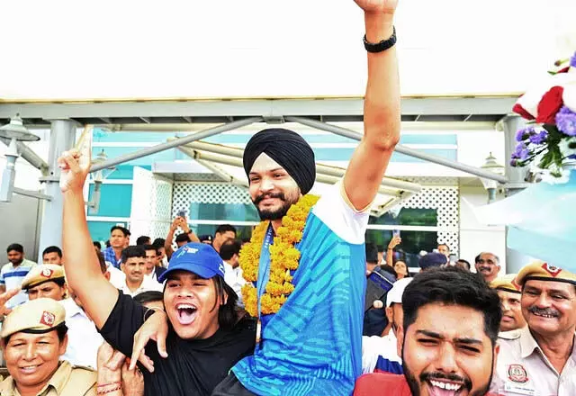 Sarabjot Singh ने सरकारी नौकरी ठुकरा दी, जानें क्यों