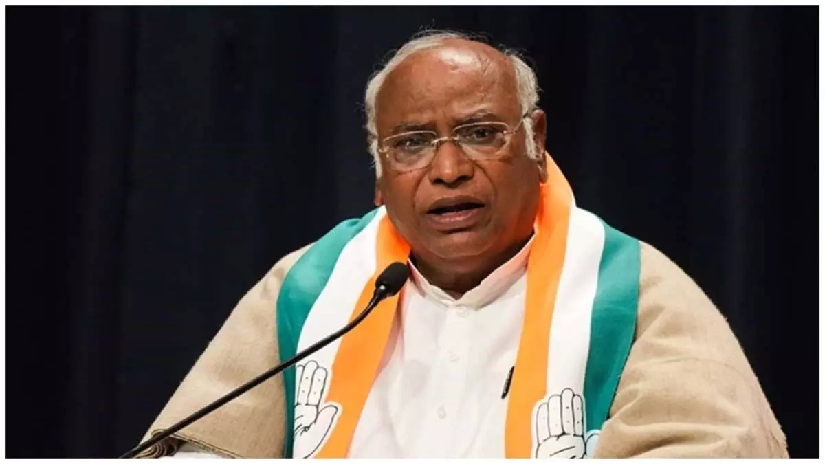 Kharge ने मुठभेड़ में दो जवानों की शहीद होने पर जताया दुख और कहा...