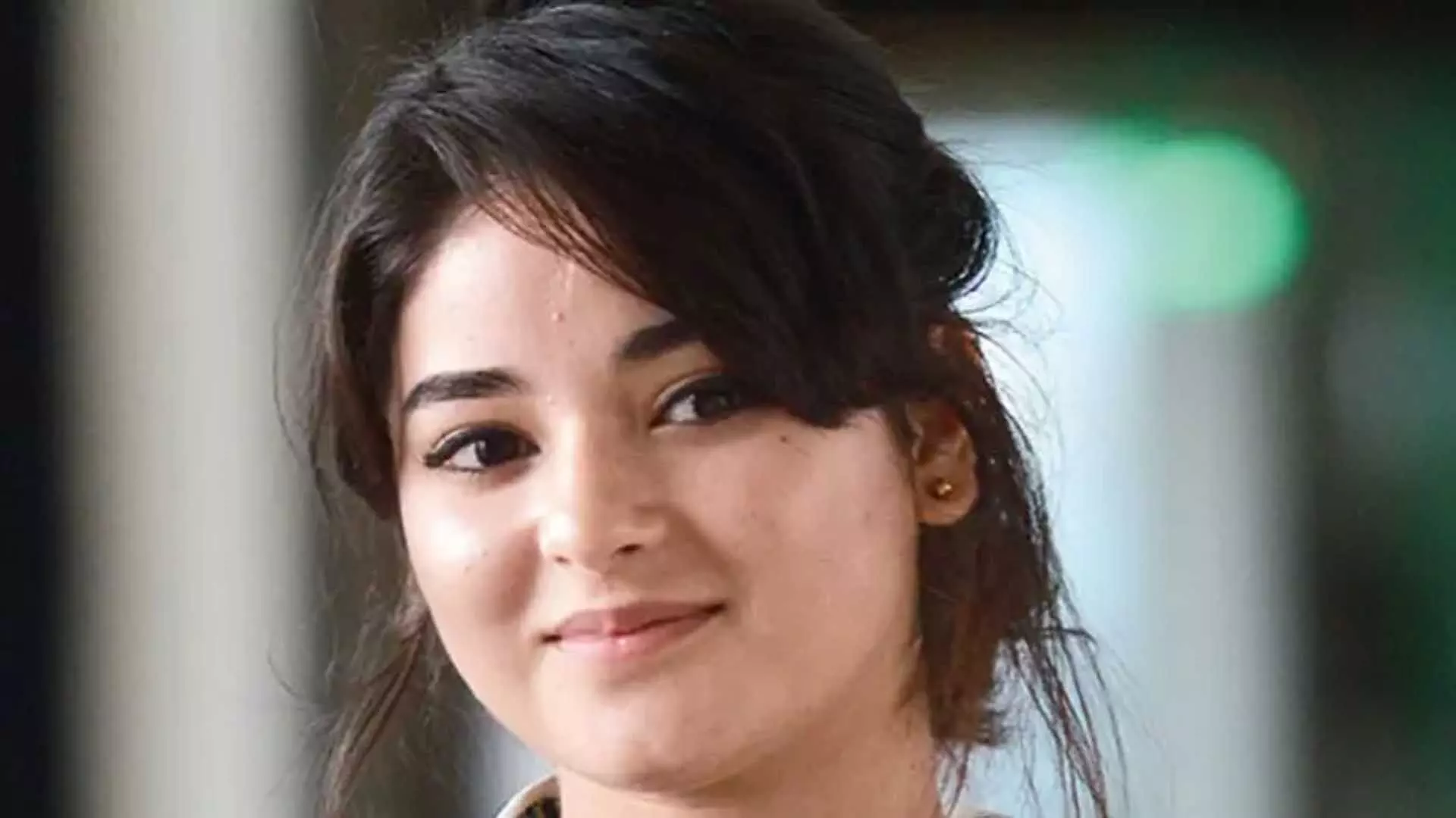 Zaira Wasim ने पाई में फफूंद मिलने के बाद फैंस को सचेत किया