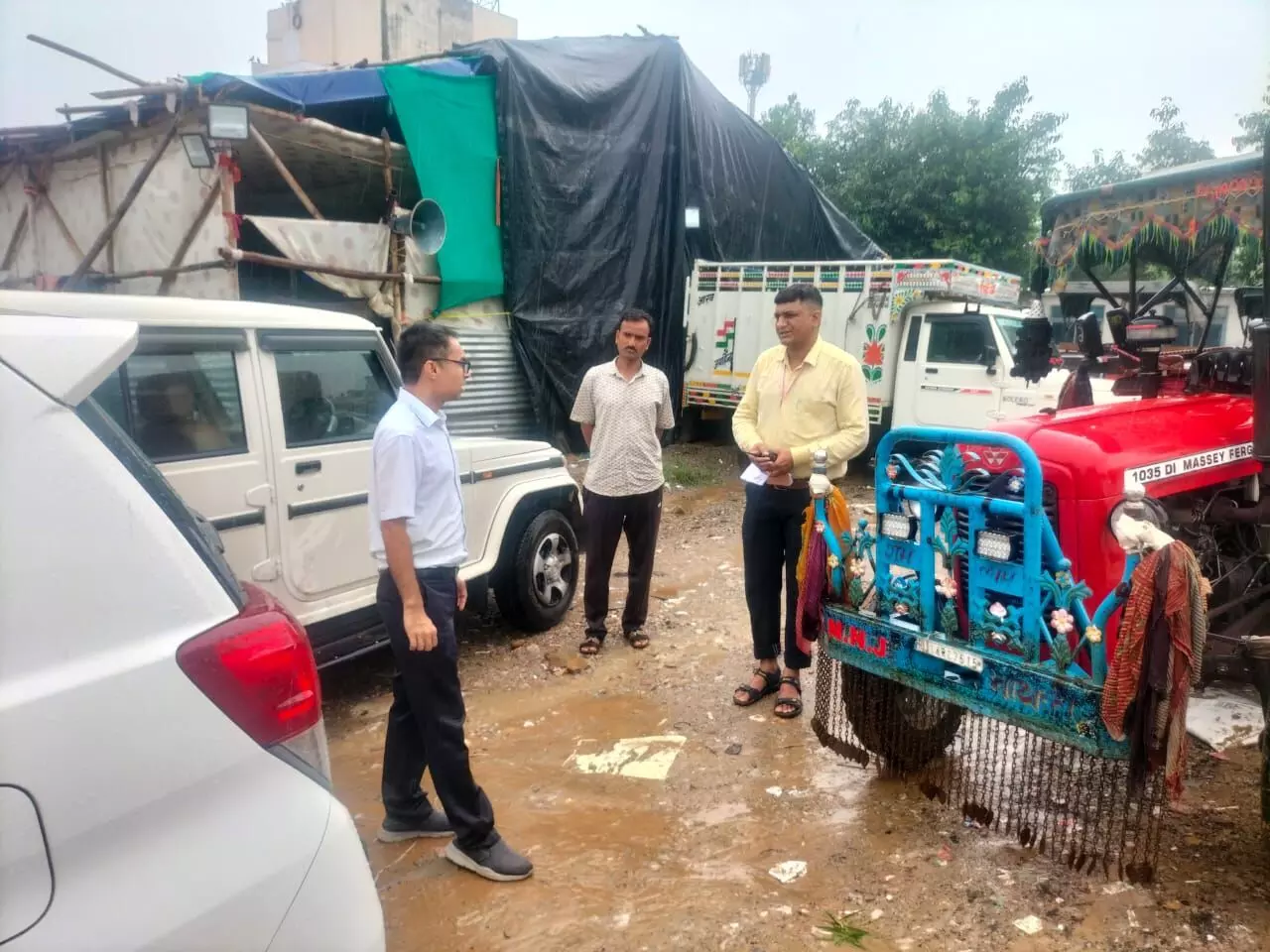 Jaipur: जलभराव प्रभावित क्षेत्रों का जिला कलेक्टर ने किया दौरा