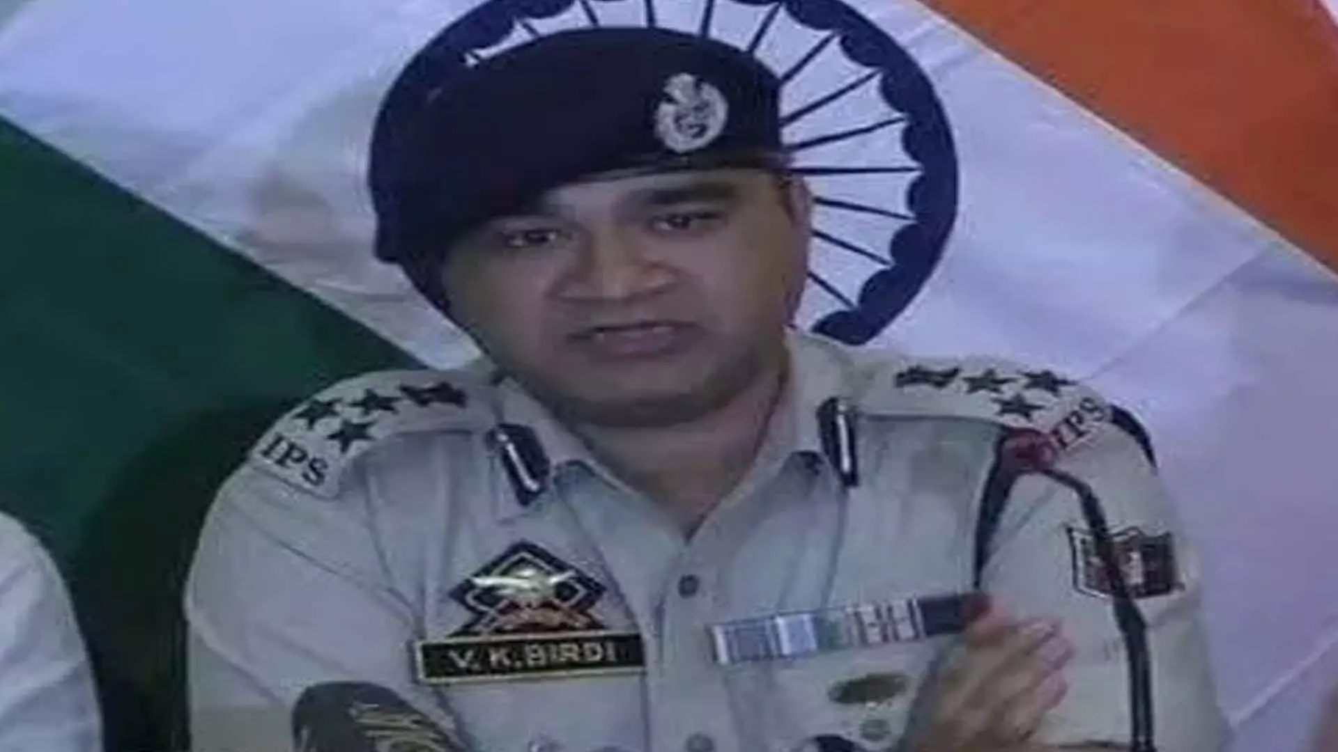 नागरिकों की भूमिका की जांच की जा रही है: IGP Kashmir