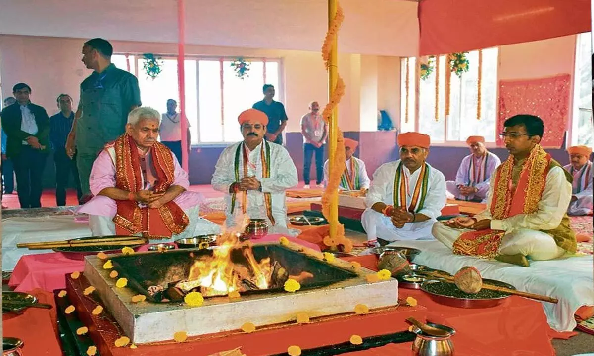 J&K: वैष्णो देवी मंदिर में नई ‘यज्ञशाला’ सुविधा का उद्घाटन