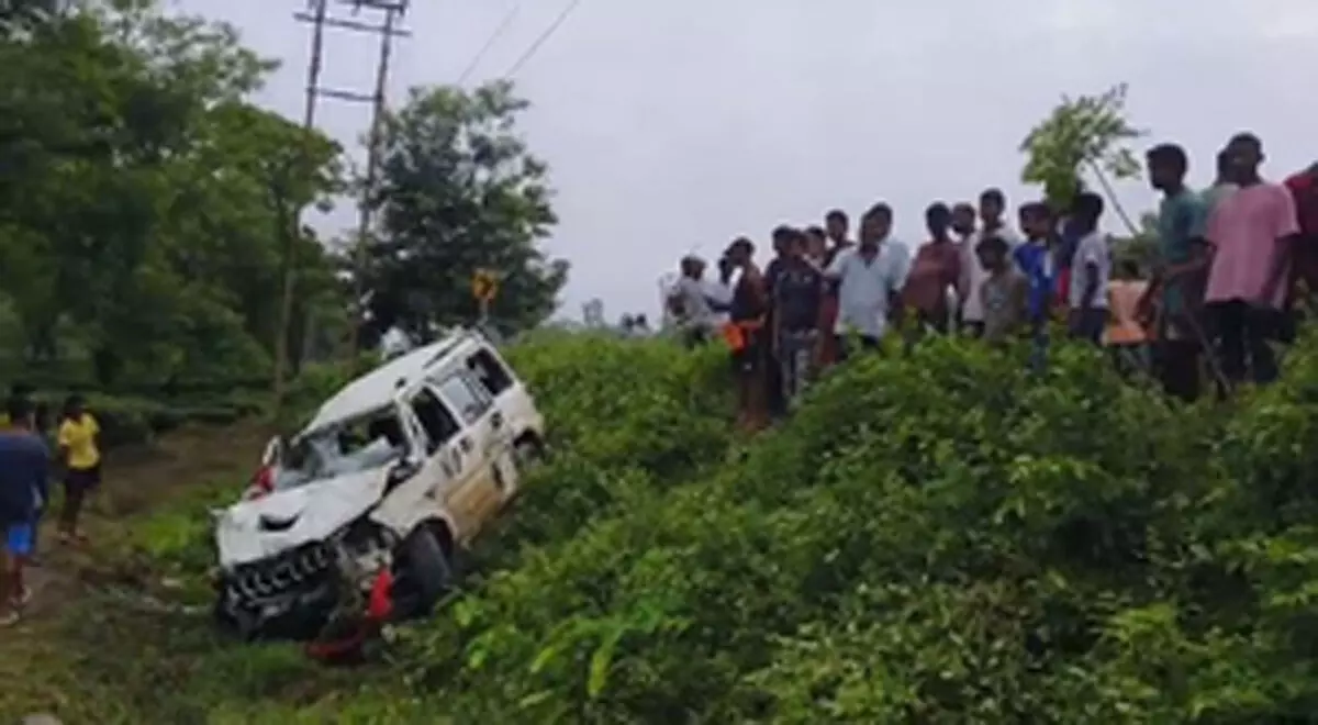 श्रद्धालुओं के समूह को कार ने मारी टक्कर, 6 की मौत