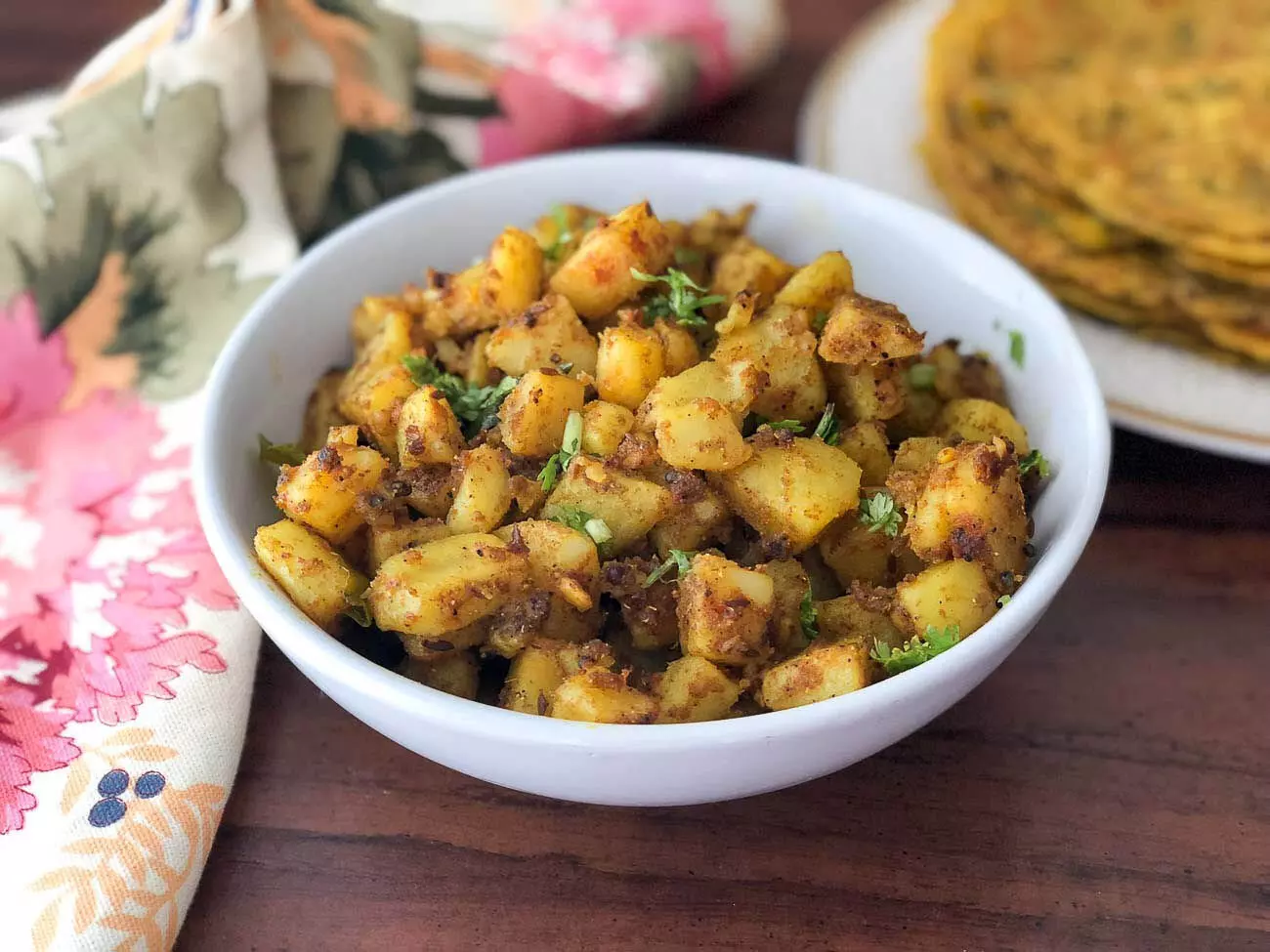 Dhaba Style Aloo की सब्जी ट्राई करे