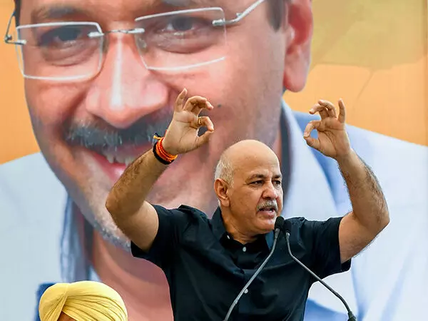 दिल्ली के पूर्व उपमुख्यमंत्री Manish Sisodia ने कहा, हमें सुप्रीम कोर्ट से उम्मीद है