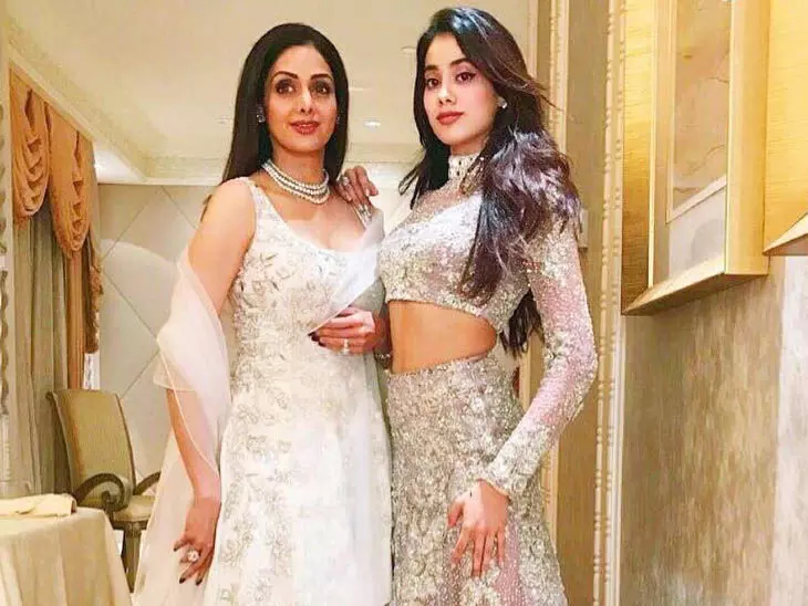 Sridevi को जानवी के बाल बेहद पसंद