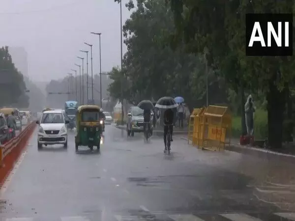 राष्ट्रीय राजधानी में भारी बारिश, IMD ने जारी किया येलो अलर्ट