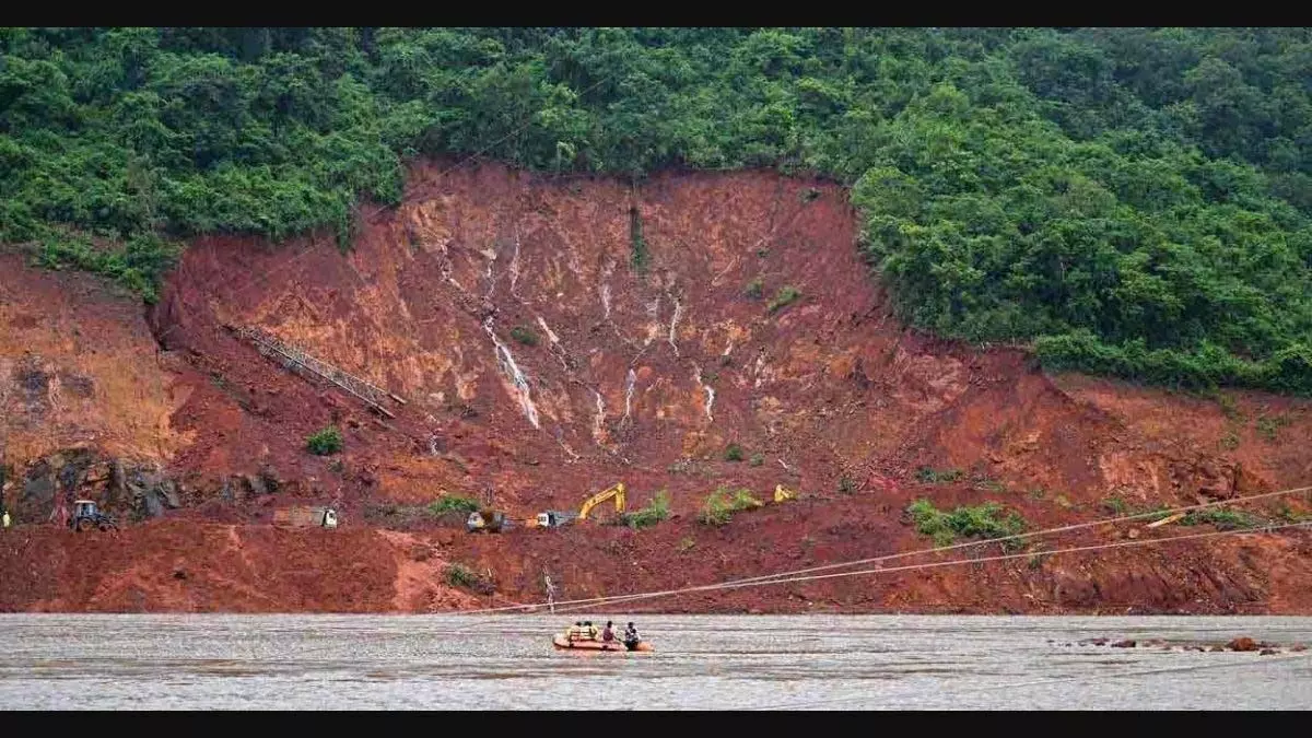 Ankola landslide: अर्जुन की तलाश कल फिर होगी शुरू