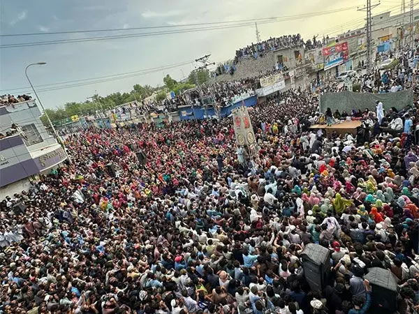 Quetta Karachi Highway पर गोलीबारी में पंजगुर डीसी की मौत, 4 अन्य घायल