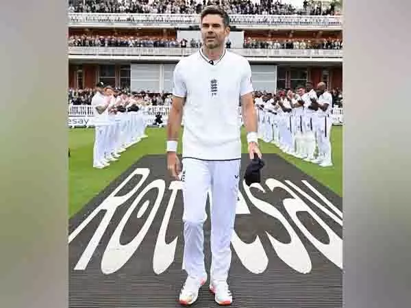 James Anderson द हंड्रेड मैचों के दौरान स्विंग से उत्साहित, फ्रैंचाइज़ क्रिकेट खेलने के इच्छुक