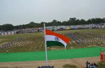 Independence Day का जिला स्तरीय समारोह इंदिरा गांधी स्टेडियम में समारोह पूर्वक आयोजित