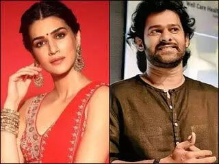 Prabhas ने कृति सेनन के साथ मुख्य भूमिका निभाई