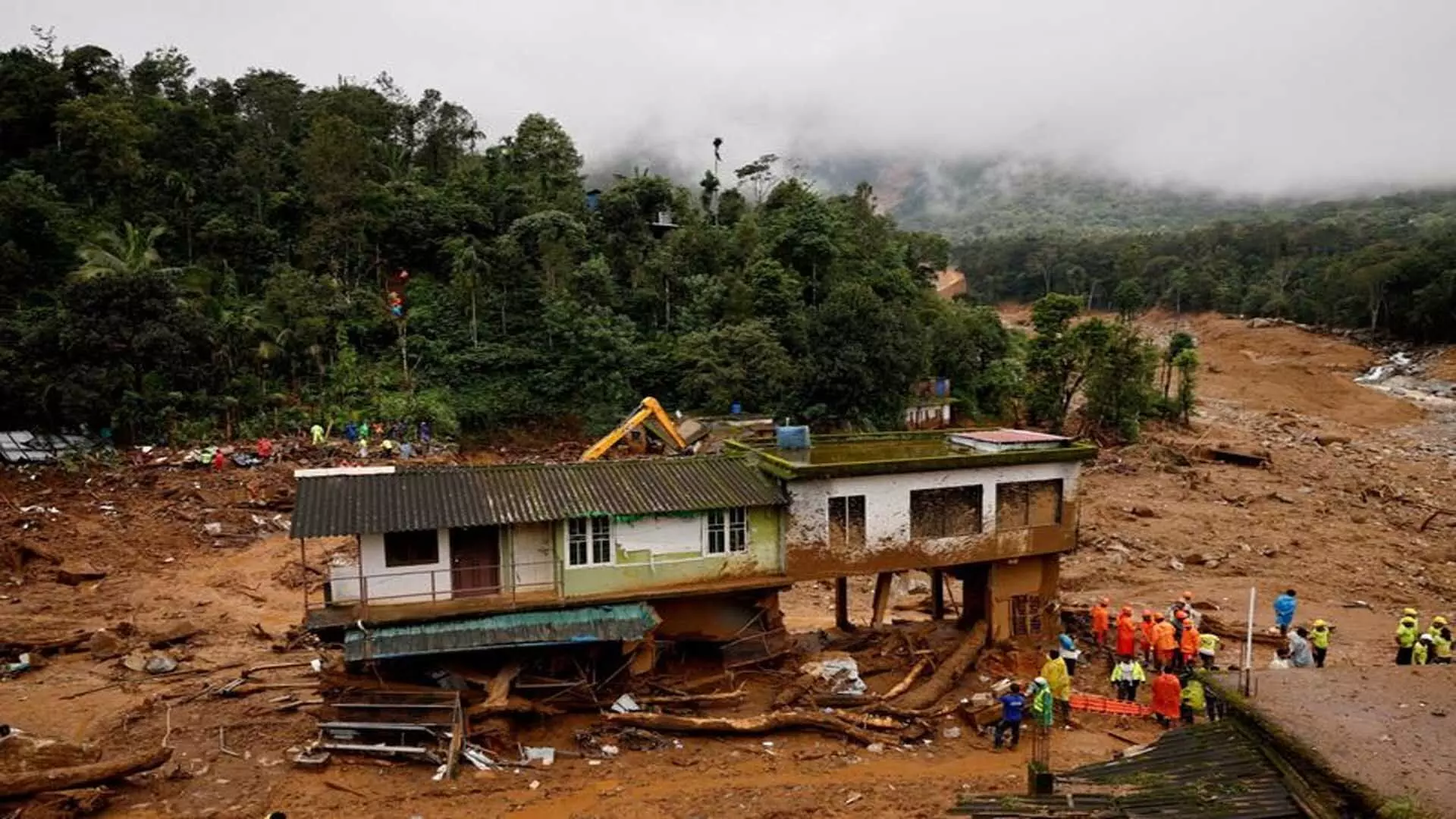 वैज्ञानिकों को Wayanad भूस्खलन पर जलवायु परिवर्तन के निशान मिले