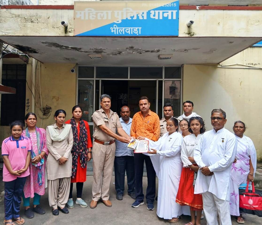 ब्रह्माकुमारी ने महिला पुलिस थाने में मनाया Rakshabandhan