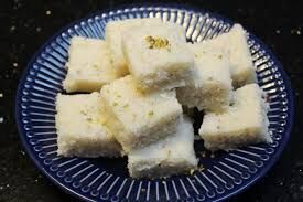 Coconut Barfi, नोट करें आसान रेसिपी