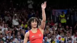 Vinesh Phogat ने ओलंपिक अयोग्यता पर तोड़ी चुप्पी