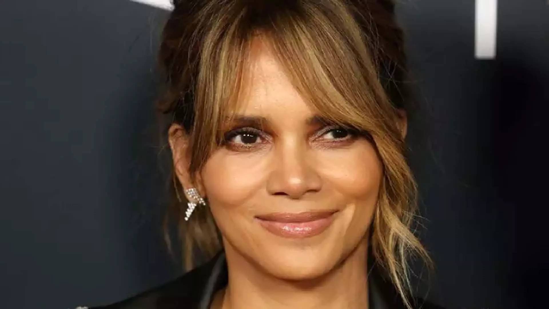 एक समय था जब मैं 40 वर्ष की थीं, लगभग थक चुकी थीं- Halle Berry