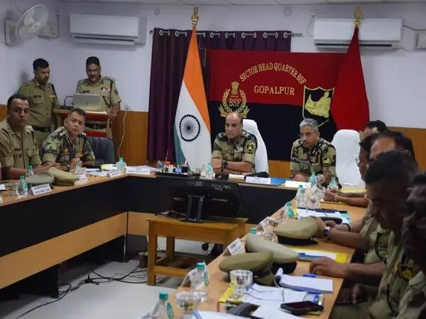 ADG BSF ने भारत-बांग्लादेश सीमा पर परिचालन तैयारियों की समीक्षा की