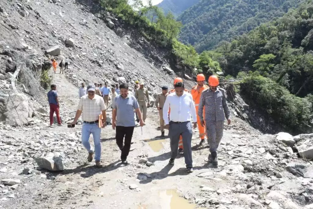 Kedarnath पैदल मार्ग हुआ दुरुस्त, श्रद्धालुओं की आवाजाही शुरू