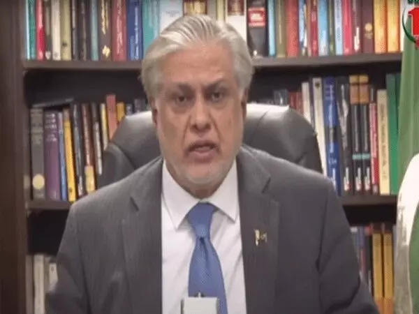 Ishaq Dar ने पूर्व आईएसआई प्रमुख फैज हमीद की गिरफ्तारी पर कहा-मैं इस चमत्कार से चकित हूं