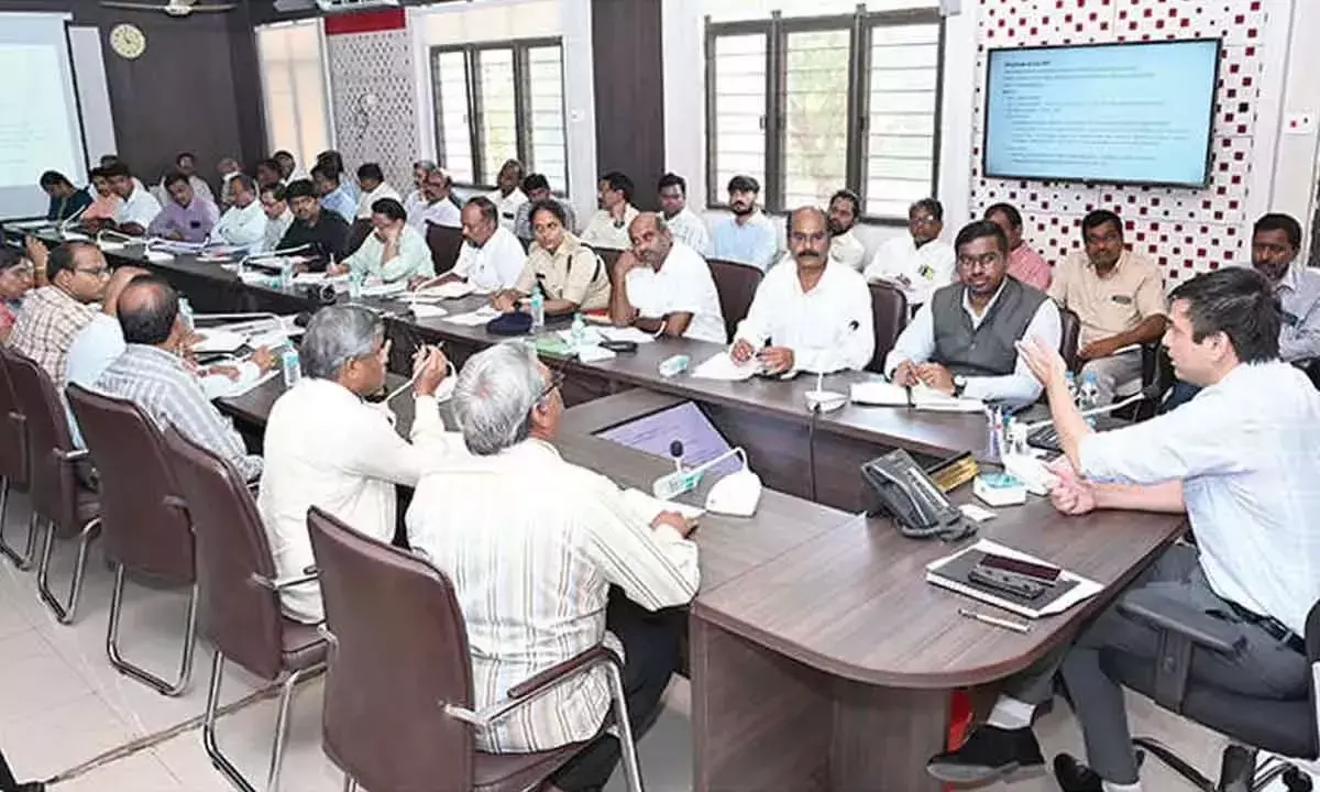 2047 तक विकसित आंध्र के लिए कार्ययोजना तैयार करें: Chittoor Collector