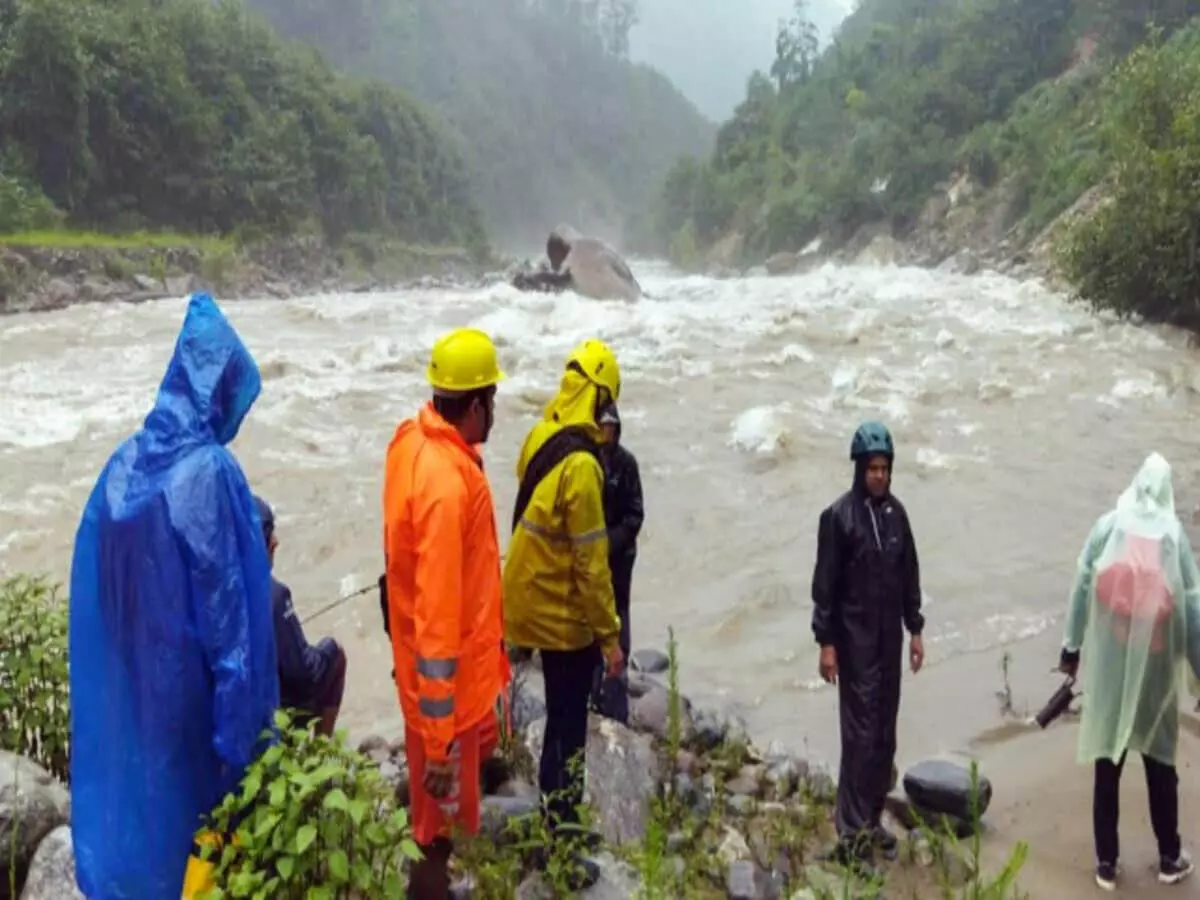 MID: हिमाचल प्रदेश और उत्तराखंड में भारी बारिश की संभावना