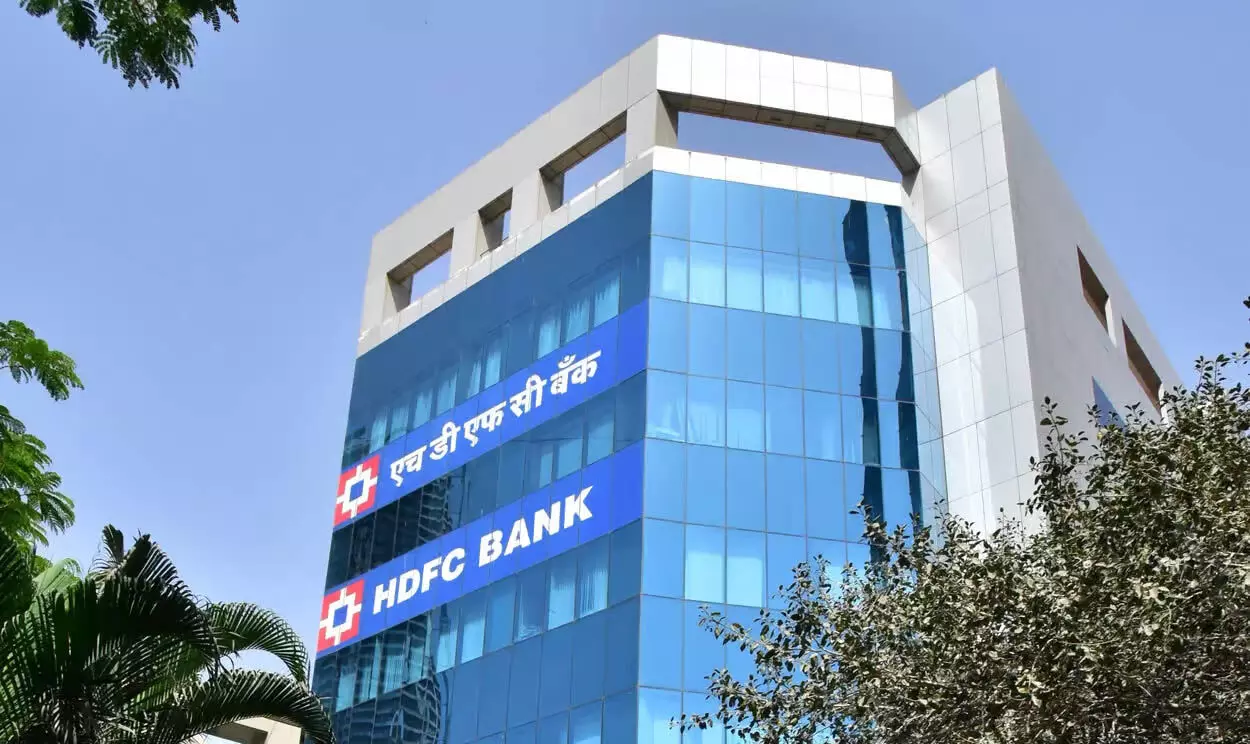 HDFC बैंक, रिलायंस इंडस्ट्रीज की वार्षिक रिपोर्ट की मुख्य बातें