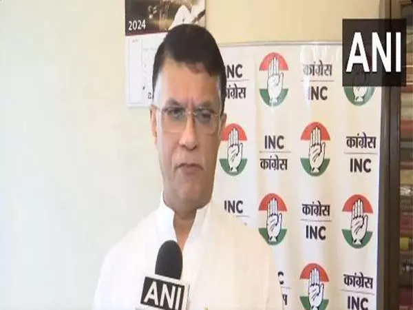 Pawan Khera ने पिछले 10 वर्षों में महिलाओं के खिलाफ अपराध के बढ़ते ग्राफ की जांच की मांग की