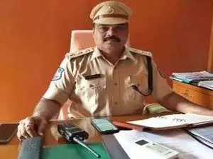 Telangana फोन टैपिंग मामले में निलंबित पुलिसकर्मी को अंतरिम जमानत मिली