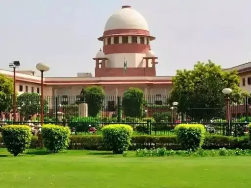 लड़कियों से ‘यौन इच्छा’ पर काबू पाने की सलाह पर मचा था बवाल, अब SC ने सुनाया फैसला