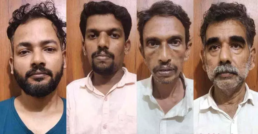 KERALA :  कासरगोड प्रेस के मालिक ने 500 रुपये के नोट छापे मंगलुरु में 3 वितरकों के साथ गिरफ्तार