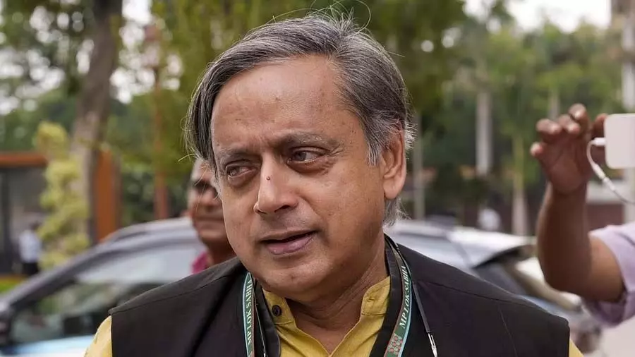 Shashi Tharoor: केरल सरकार को शर्म आनी चाहिए