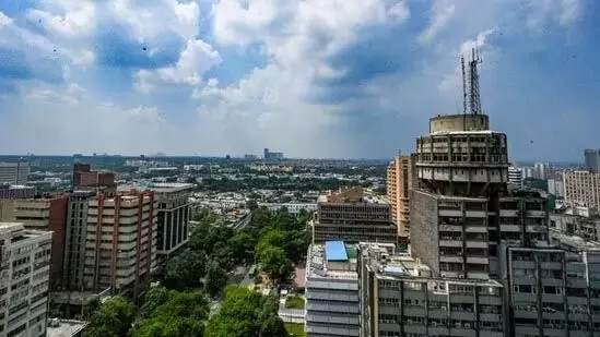 Dehli: दिल्ली अगस्त में बारिश का नया रिकॉर्ड बनाने की ओर अग्रसर