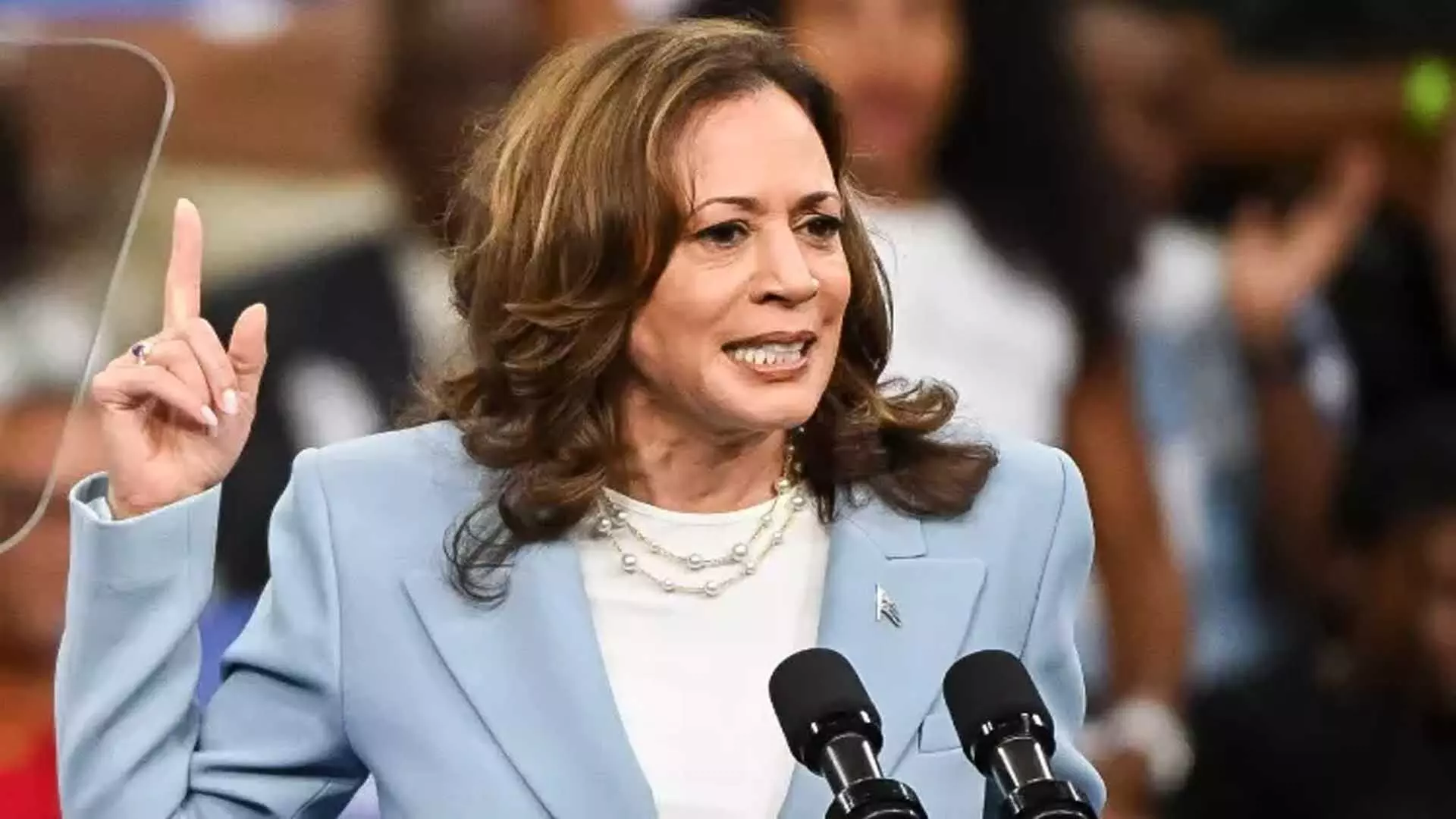 Kamala Harris ने ट्रम्प को व्हाइट हाउस में वापस लाने के परिणामों की चेतावनी दी