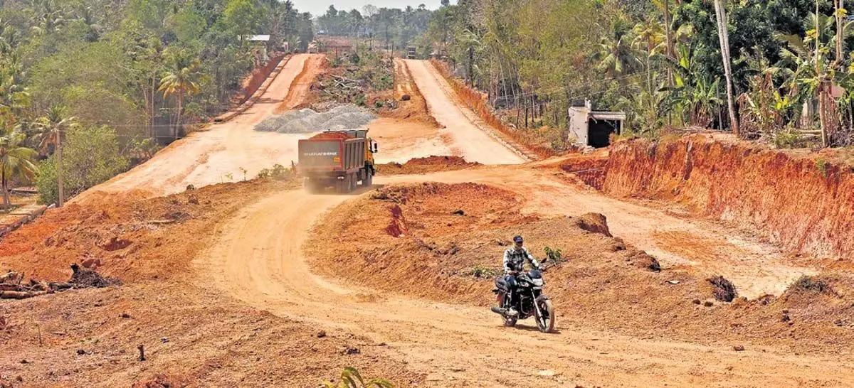 Kerala : शिरूर त्रासदी के बाद एमिकस क्यूरी ने एनएचआई के लिए आपदा प्रबंधन योजना की सिफारिश की