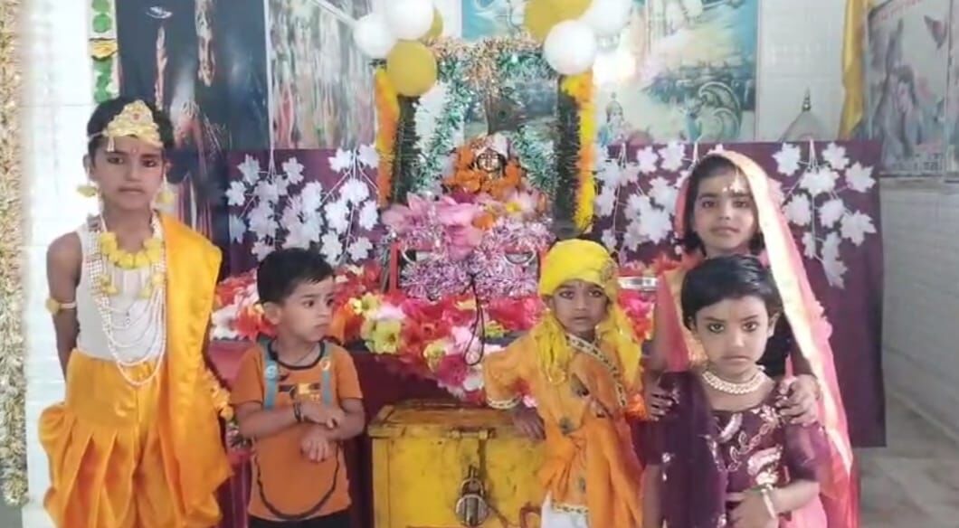 श्री राधा कृष्ण मंदिर यादव समाज सहित कृष्ण मंदिरों में धूम,  Janmashtami पर कार्यक्रम आयोजित