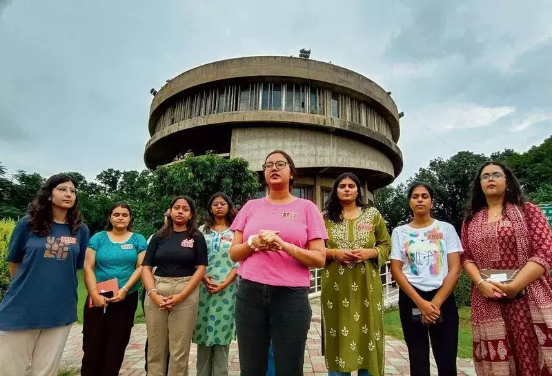 ABVP ने जारी किया घोषणापत्र, महिलाओं के मुद्दे रहे फोकस में