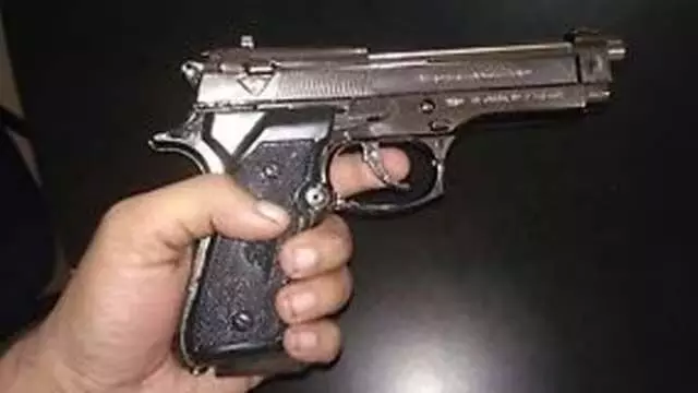 Gunpoint के बल पर युवक को सरेआम अपहरण की कोशिश