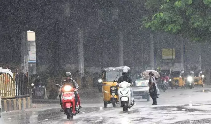 अधिकारियों ने भूपलपल्ली, Mulugu जिलों में हाई अलर्ट जारी किया