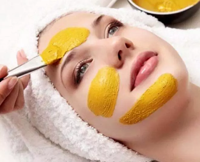 मानसून में उमस से बचाएंगे ये 4 DIY Face Pack करे ट्राई