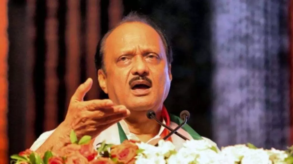 शिवाजी विवाद को लेकर चला ‘जूता मारो अभियान’ तो भड़क उठे Ajit Pawar