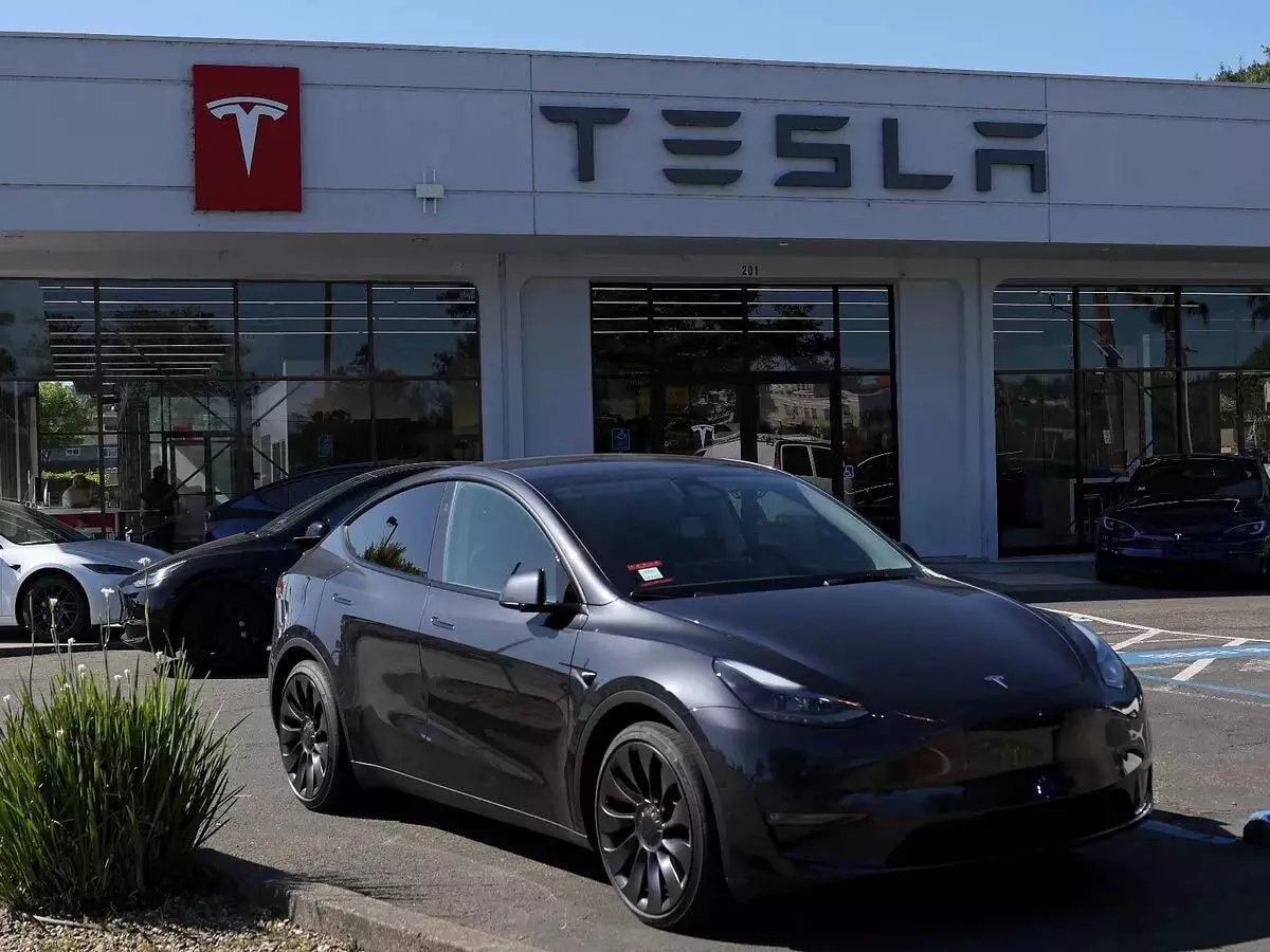 Tesla के मालिकों ने पुलिस की बदौलत अपने वाहन खो दिए